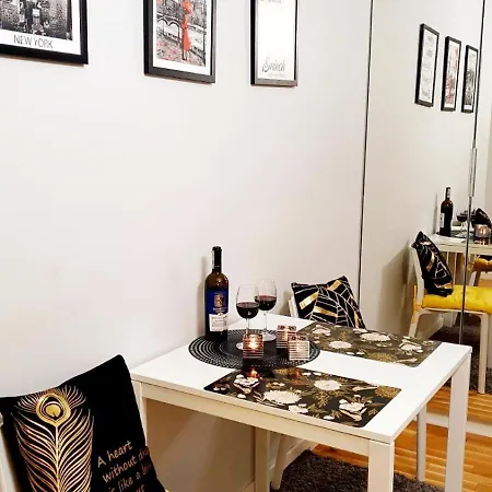 Homecomfort Apartament Delux Warszawa Eksteriør bilde
